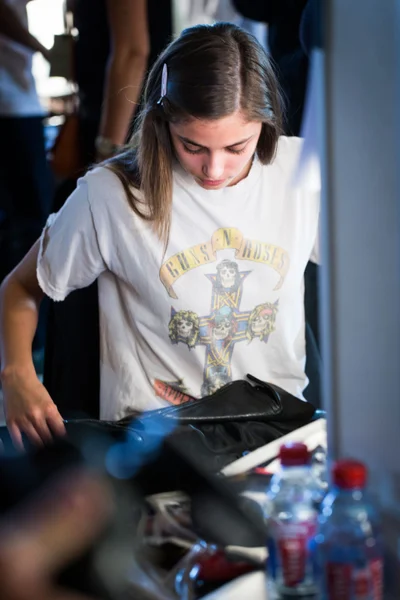 Look 2